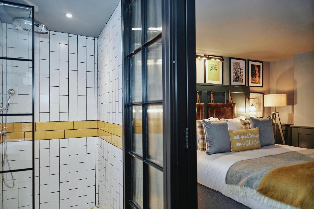 Kings Arms - Egham-Windsor Otel Dış mekan fotoğraf