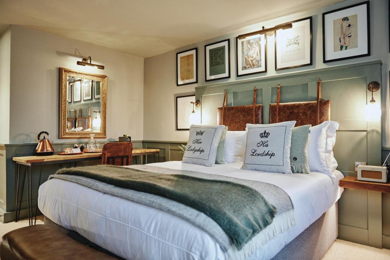 Kings Arms - Egham-Windsor Otel Dış mekan fotoğraf