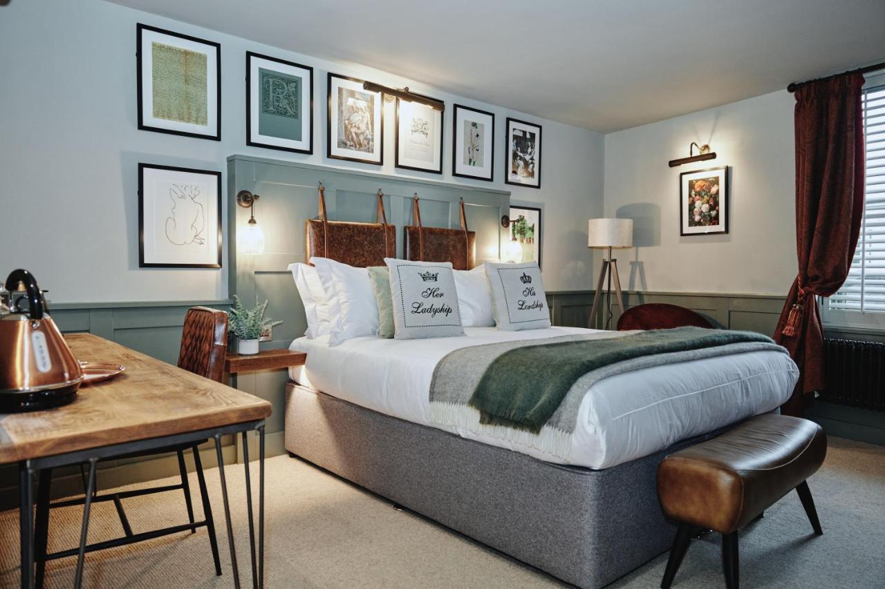 Kings Arms - Egham-Windsor Otel Dış mekan fotoğraf